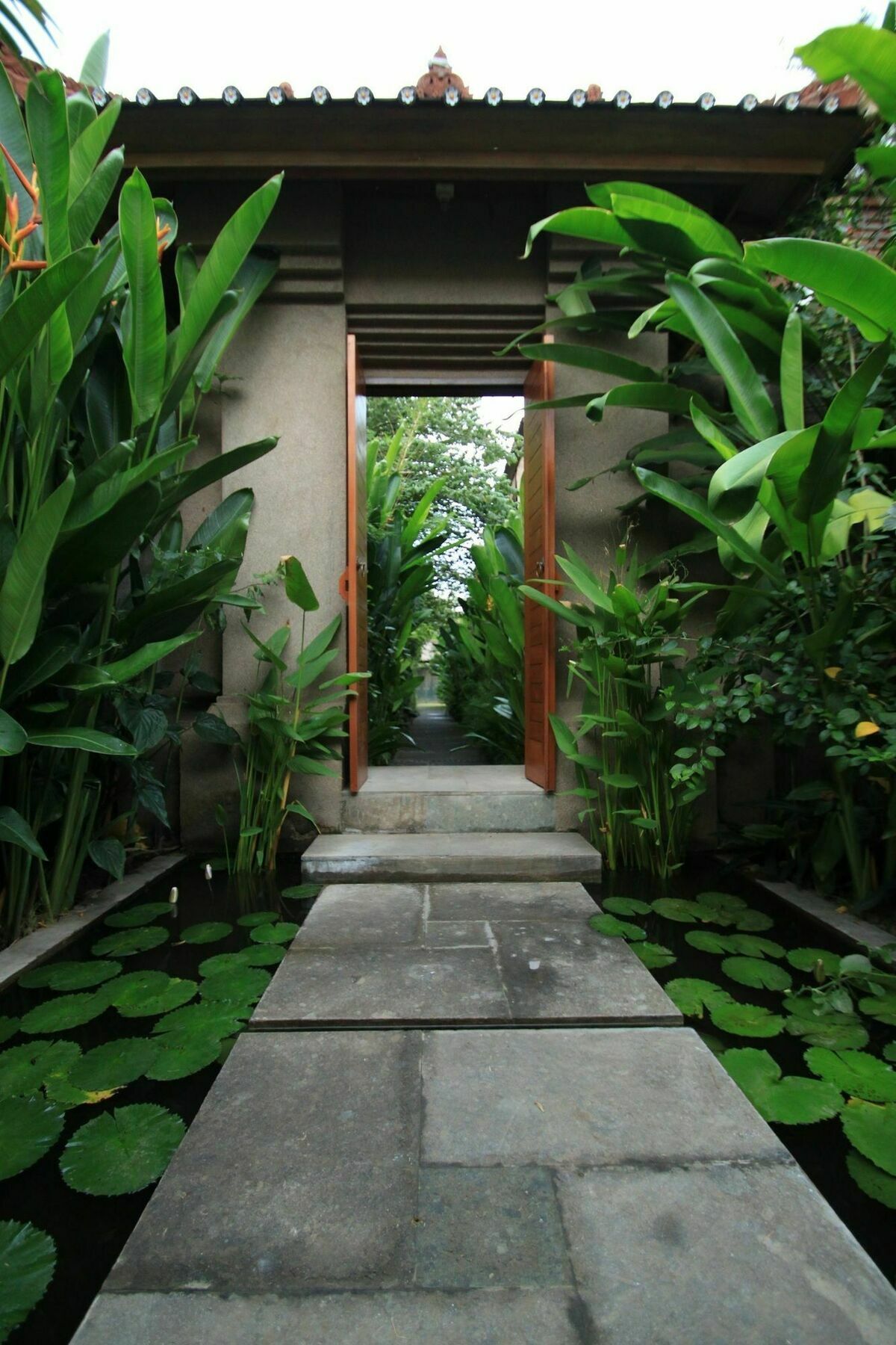 Villa Sutra เปมูเตรัน ภายนอก รูปภาพ