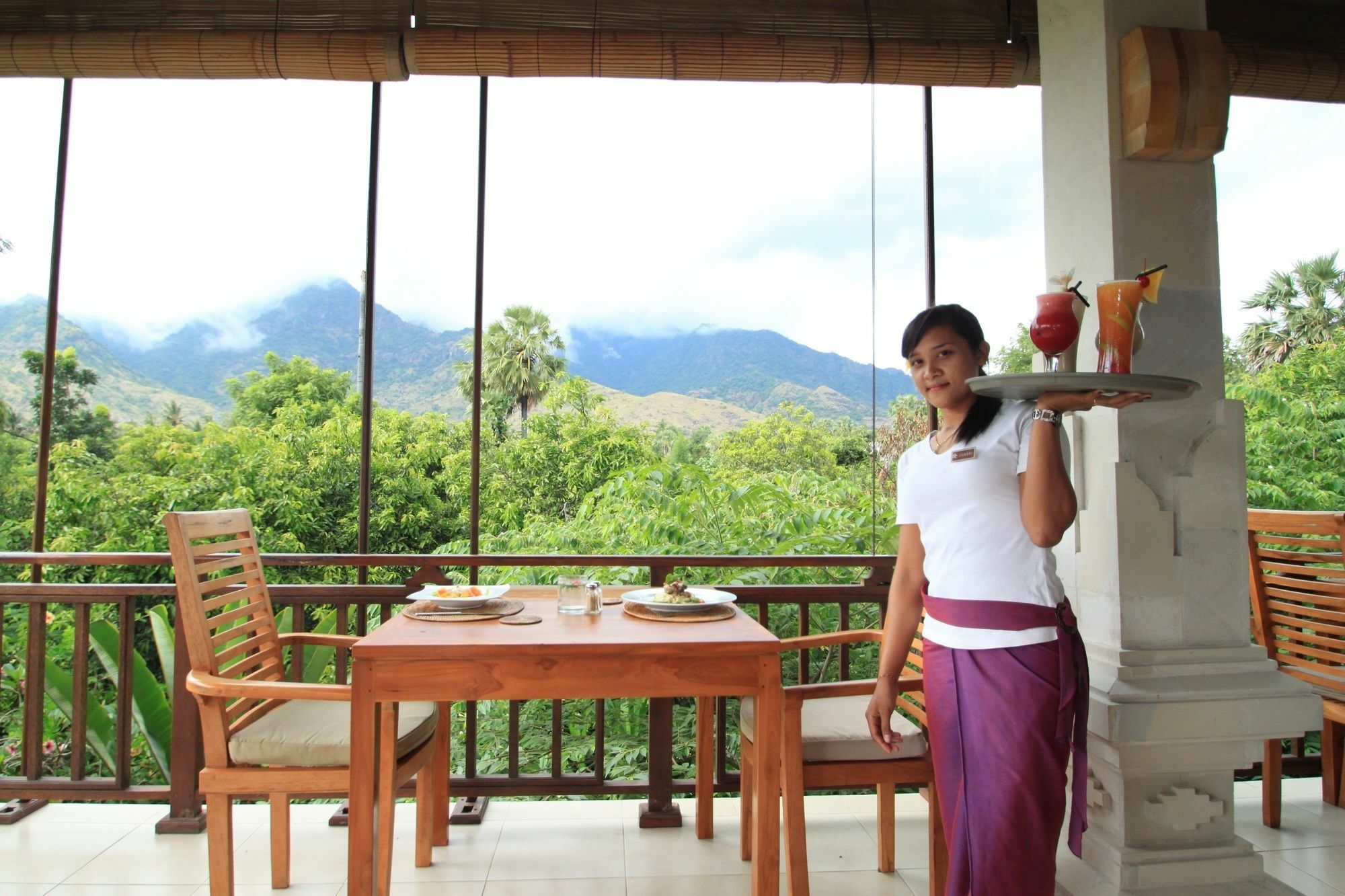 Villa Sutra เปมูเตรัน ภายนอก รูปภาพ